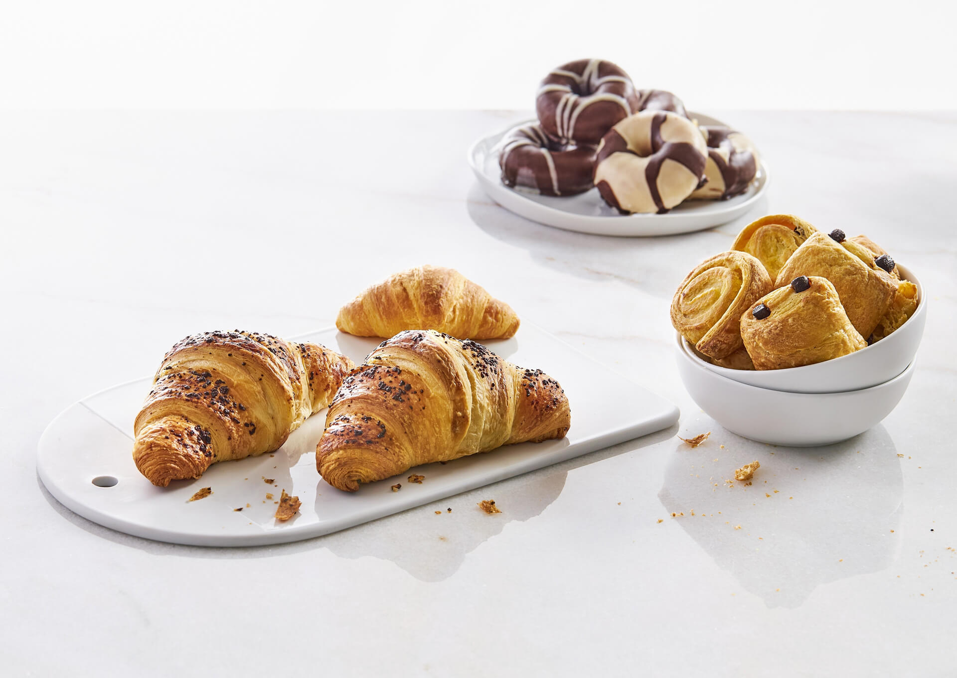 Croissant-&-Donuts